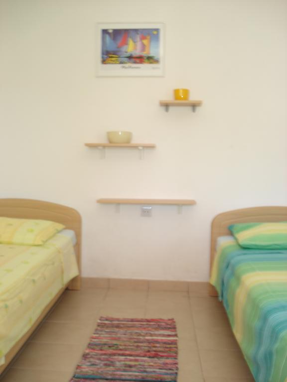 Holiday Home Dora Sutivan Rom bilde
